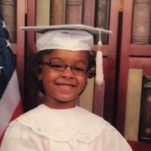 Meet your Posher, Toni